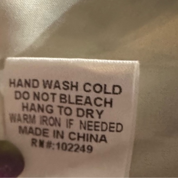 Skies Are Blue Asymmetrical Black and cream striped animal print top size Medium - Picture 8 of 8